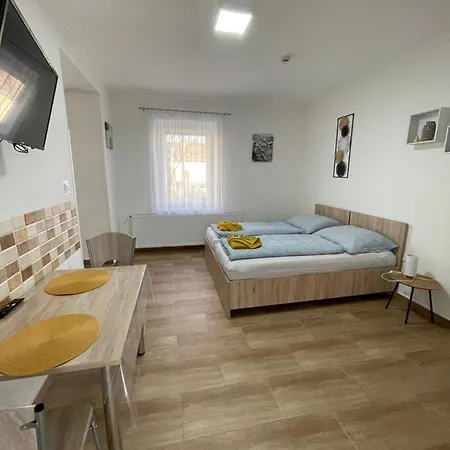 Apartman Dóra Csongrád